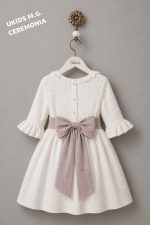 Vestido niña ceremonia verano elegante en bambula con fajín de lino malva y lazo trasero - Imagen 4