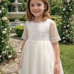 Vestido niña ceremonia blanco roto tul plumeti con jaretas elegante "Colección Camelia"