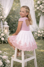 Vestido niña ceremonia rosa empolvado con tul bordado y lazo lateral elegante - Imagen 2