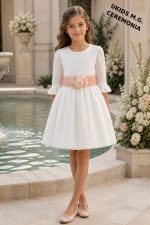 Vestido niña ceremonia elegante plumeti con fajín y lazada. Tul rosa, azul o verde - Imagen 2