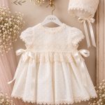 Vestido de Bautizo y Ceremonia para Bebé con Capota y Encaje Bordado
