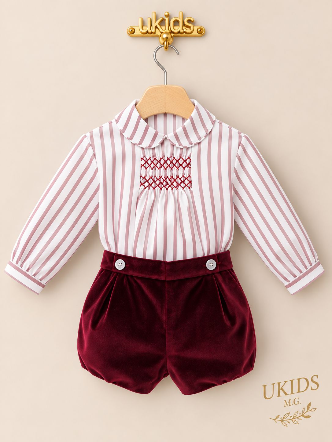 Conjunto bebé burdeos con camisa de rayas y pantalón corto