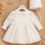 Vestido Bautizo Bebé con Lorzas, Bordado de Hilo y Capota