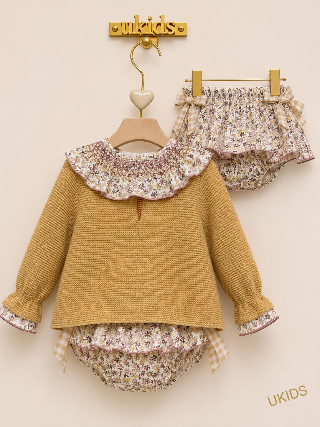 Conjunto niña color caramelo otoño-invierno