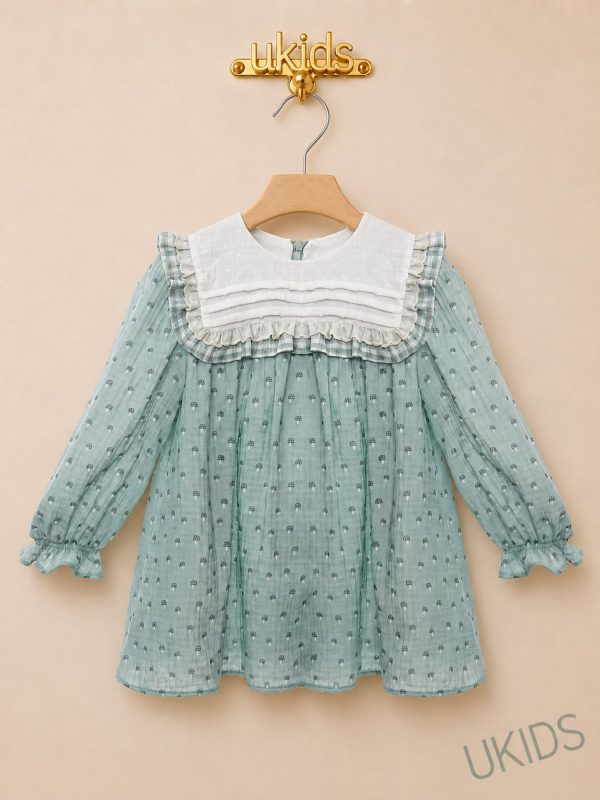 Vestido infantil en color verde agua