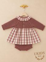 Conjunto Vestido y Braguita Rosa Francia para Recién Nacido - Imagen 2